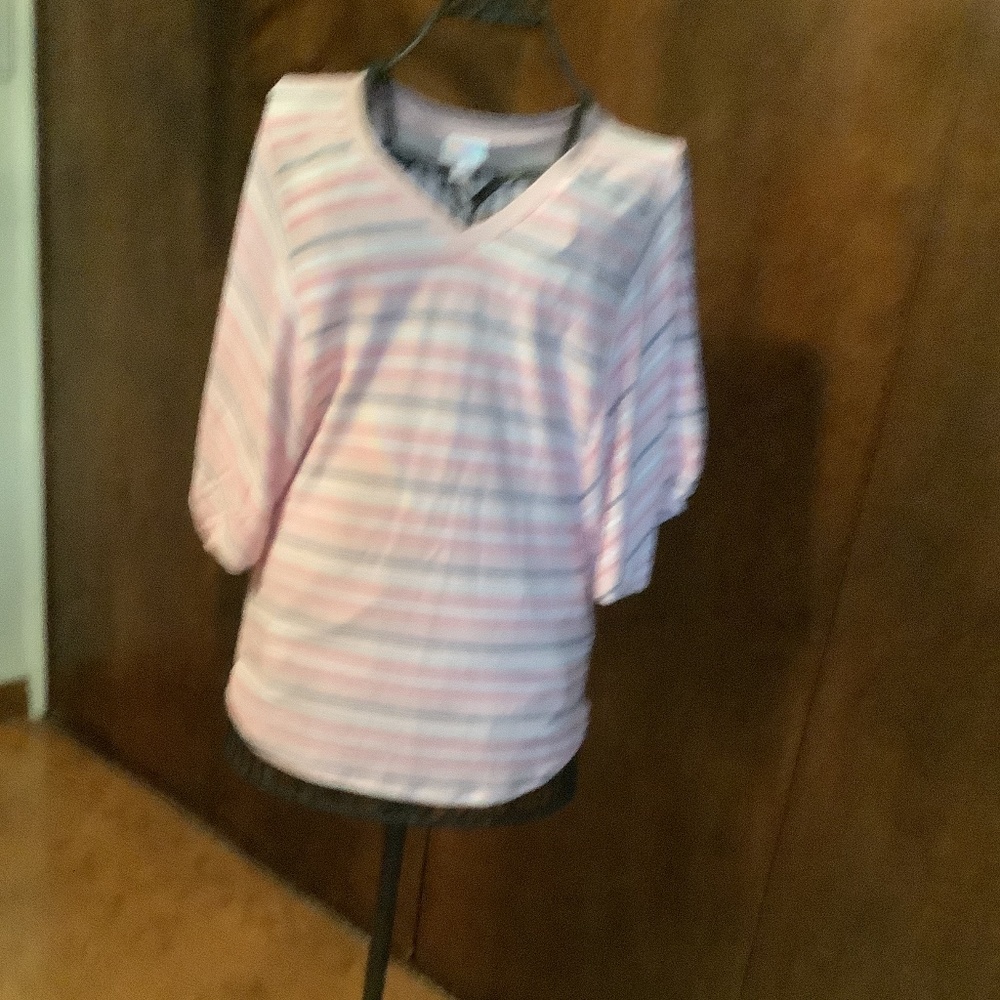LuLaRoe Pink and grey top size Small